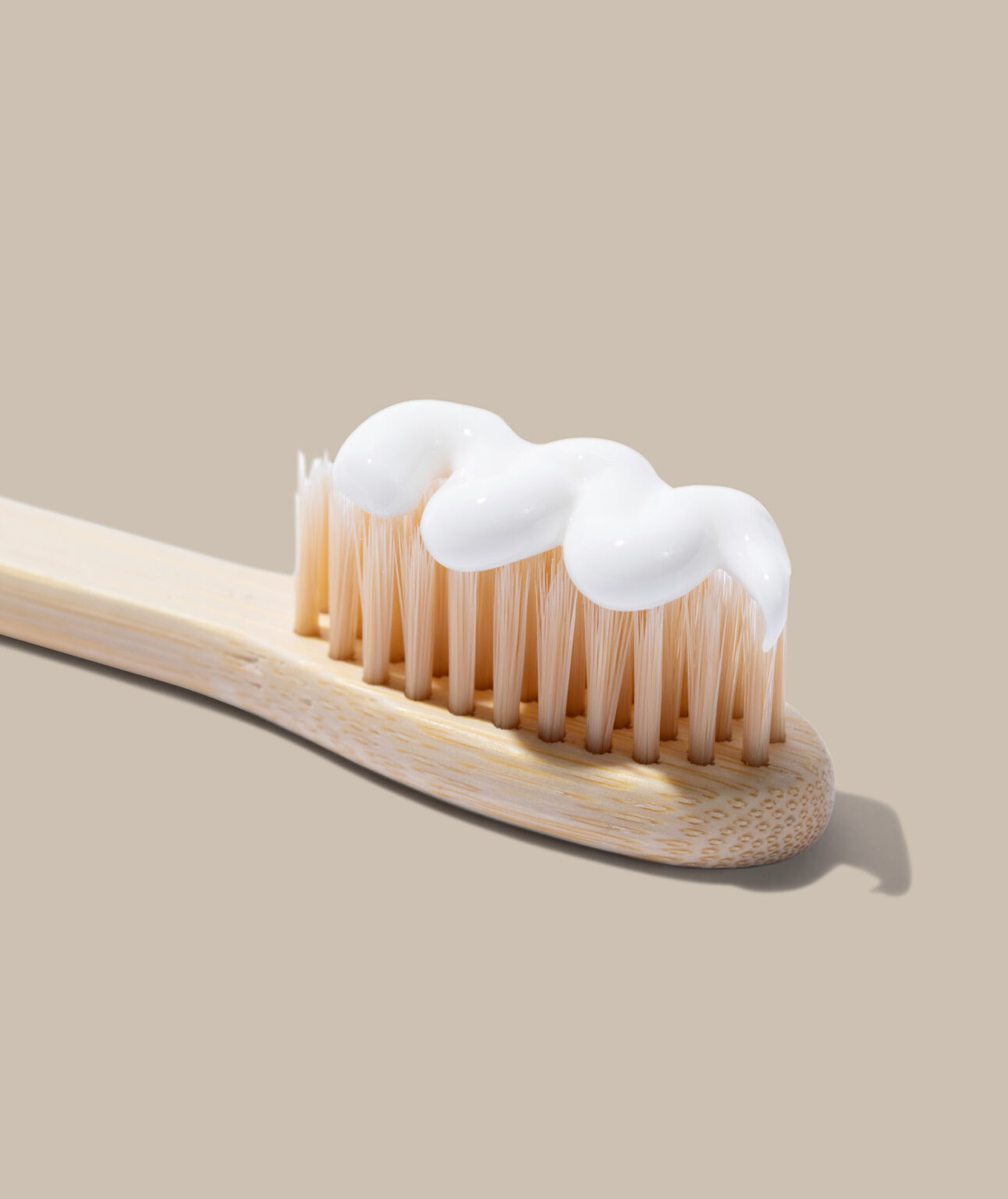 emofluor-zahnpaste-twin-care-usp1