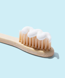 emoform-zahnpaste-pure-and-fresh-usp1