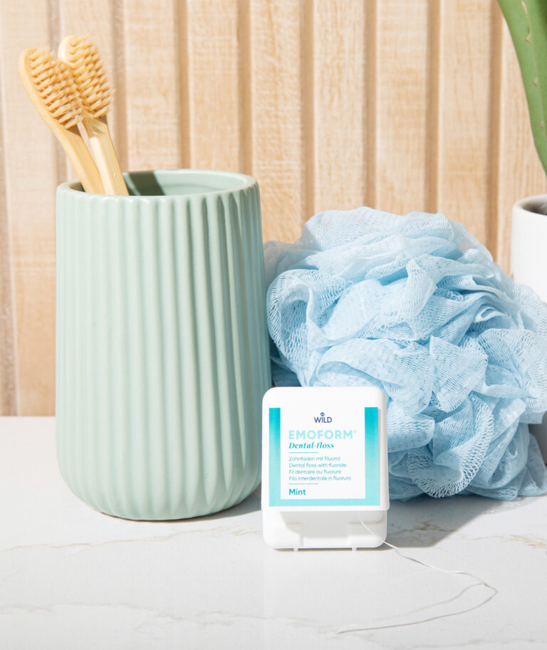 emoform-zahnseide-dental-floss-mint-usp1